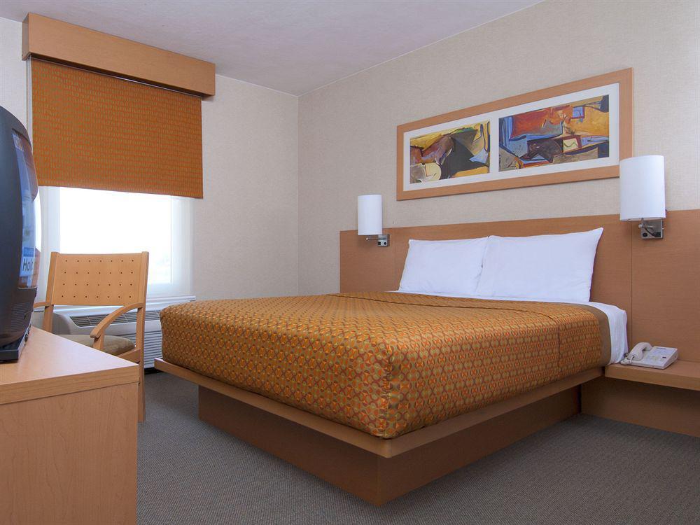 City Express By Marriott Monterrey Santa Catarina Santa Catarina  Zewnętrze zdjęcie